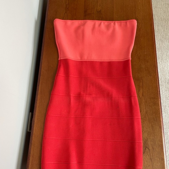 BCBG strapless bandage dress. - Picture 1 of 5